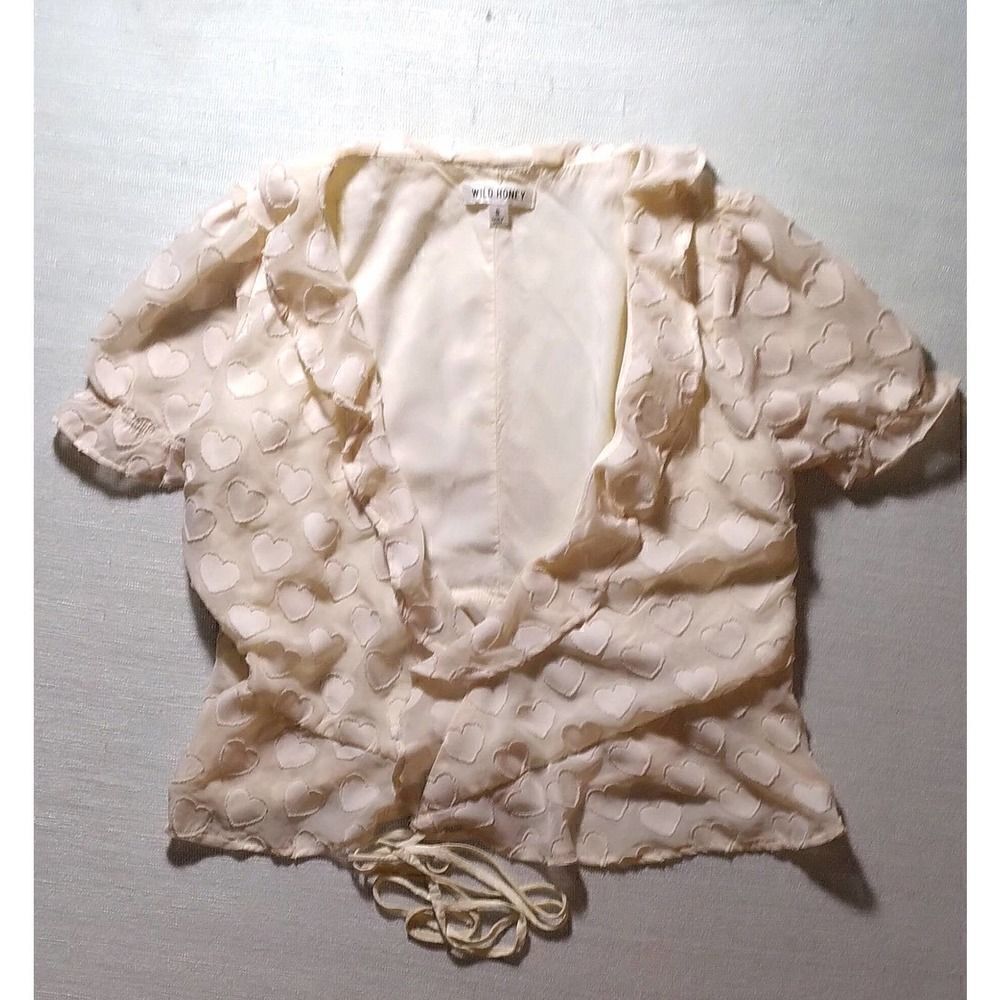 WILD HONEY SIZE SMALL RAYON CREAM TIE SHIRT